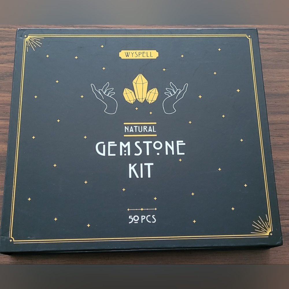 Wyspell 50 piece Natural Gemstone Kit